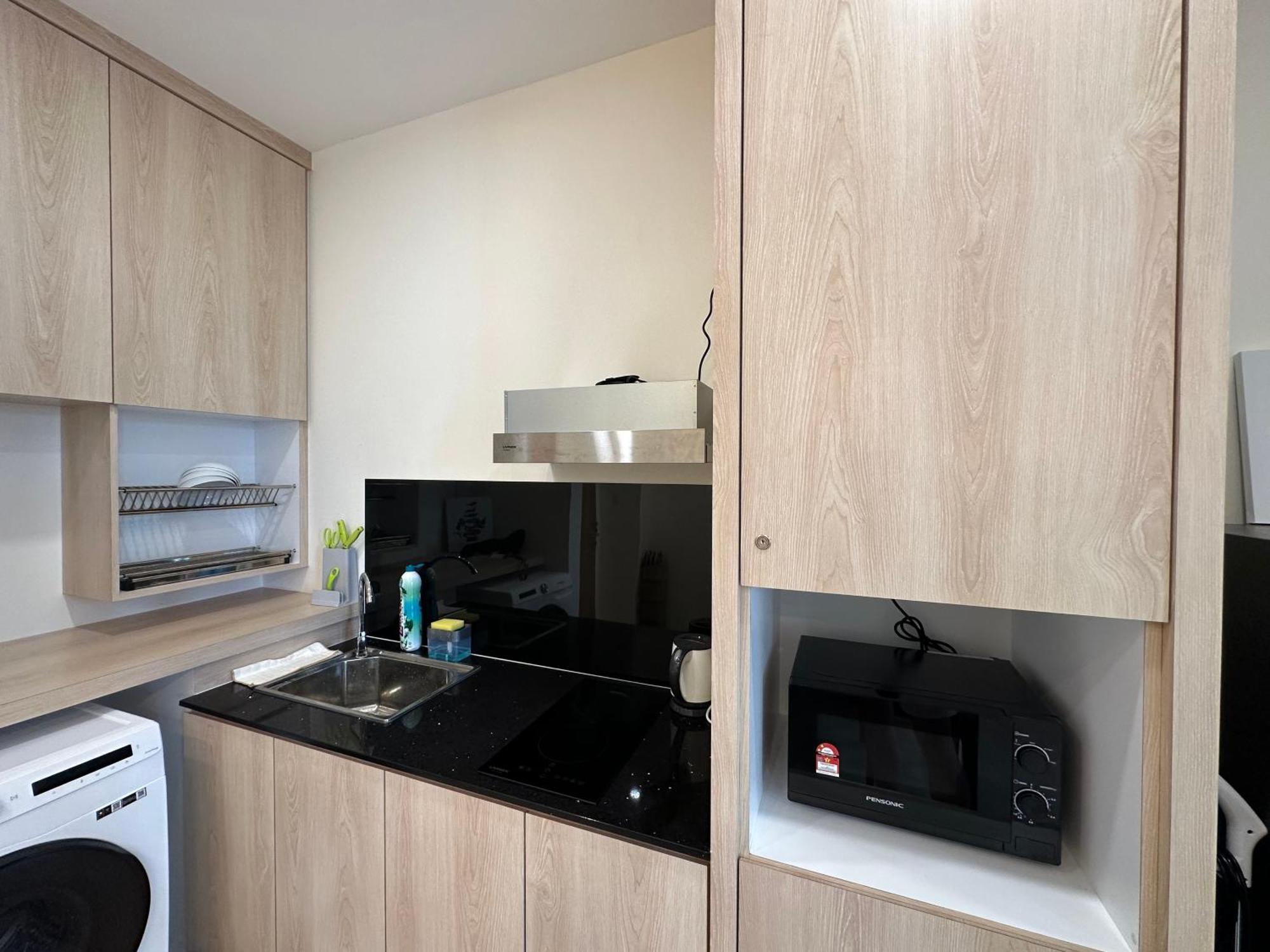 Cozy @ Riverine Diamond Apartment